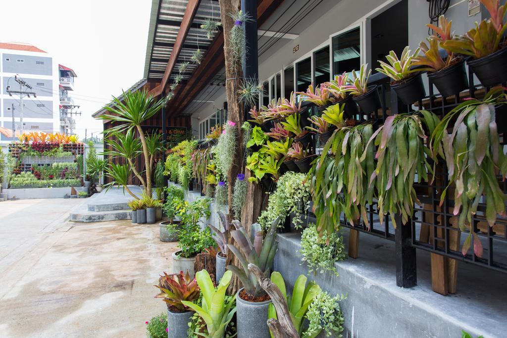 Krabi Inn & Omm Exterior foto
